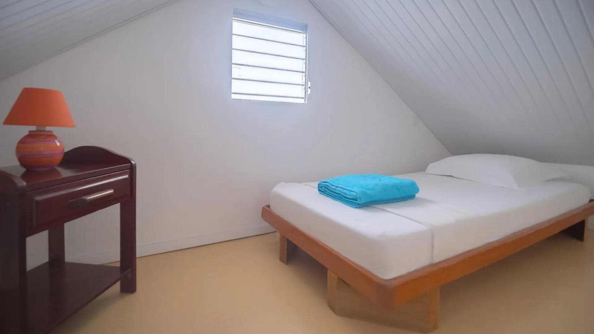 Résidence Ti'Kéol - Appartements avec terrasse 2 à 4 personnes, piscine Sainte-Anne