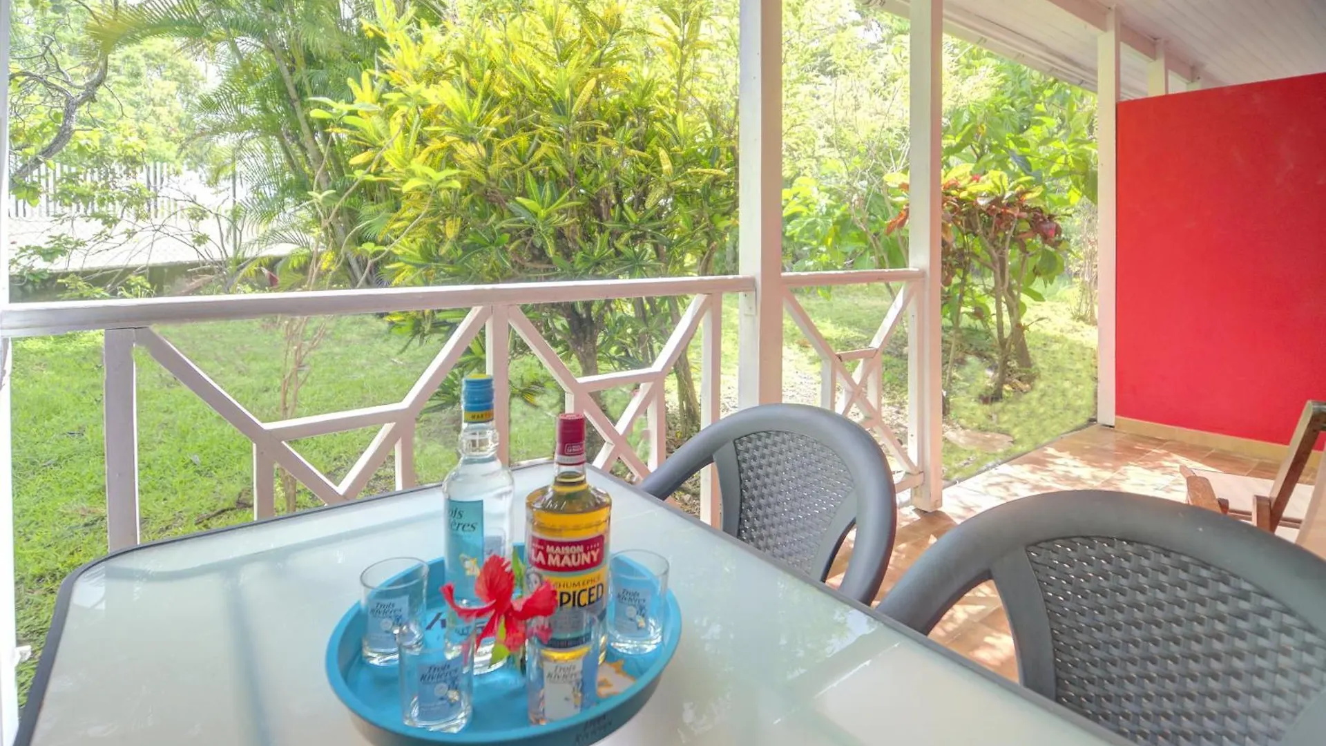 Résidence Ti'Kéol - Appartements avec terrasse 2 à 4 personnes, piscine Sainte-Anne