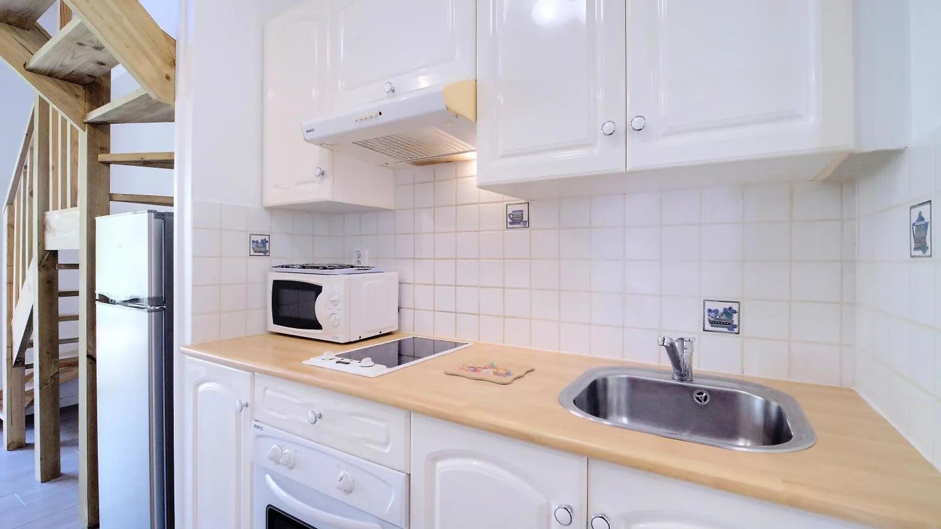 Résidence Ti'Kéol - Appartements avec terrasse 2 à 4 personnes, piscine Sainte-Anne 0*,